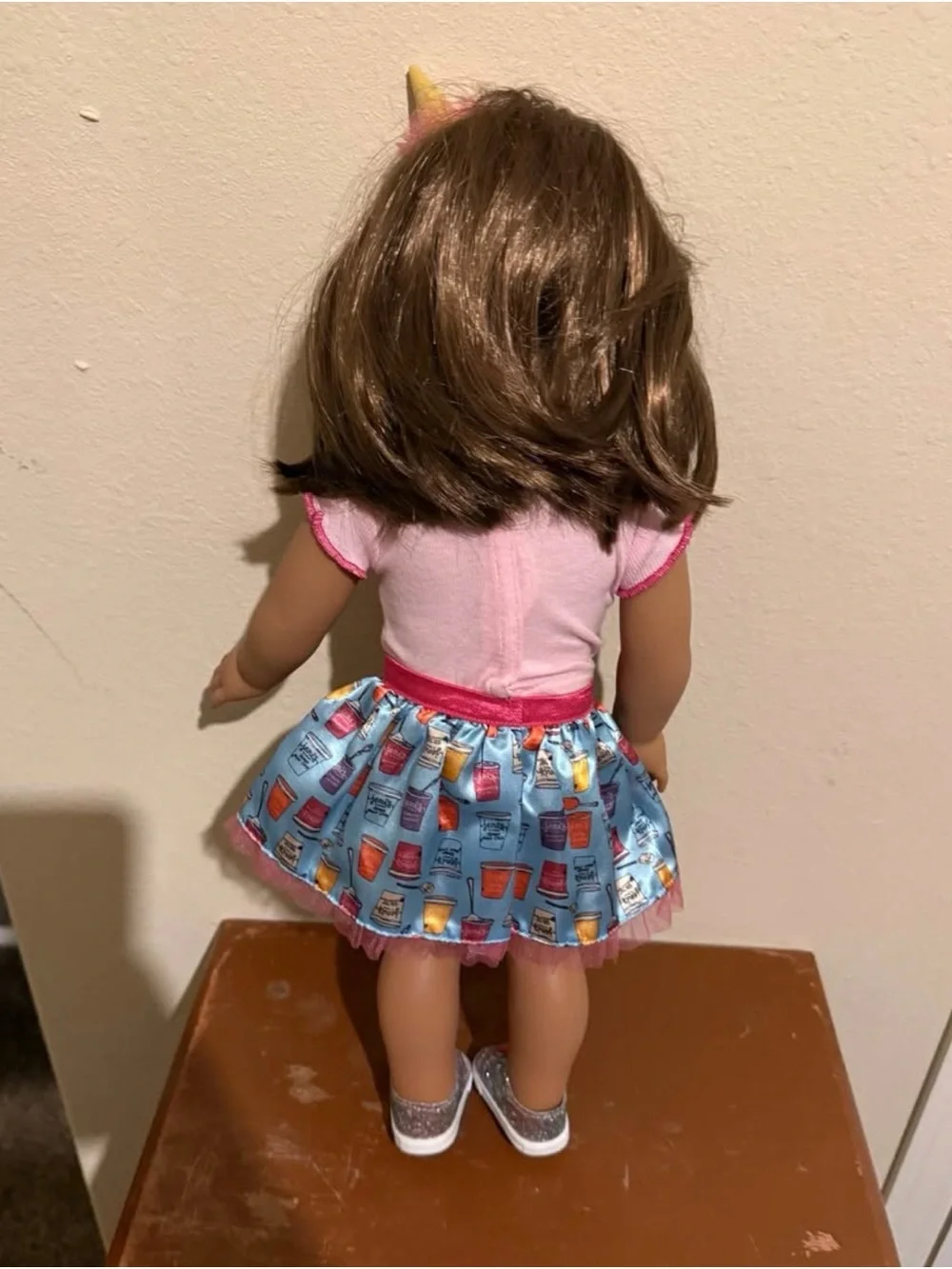 American Girl Truly Me Doll with Jeni's Ice Cream Outfit and Doll Hospital Gown